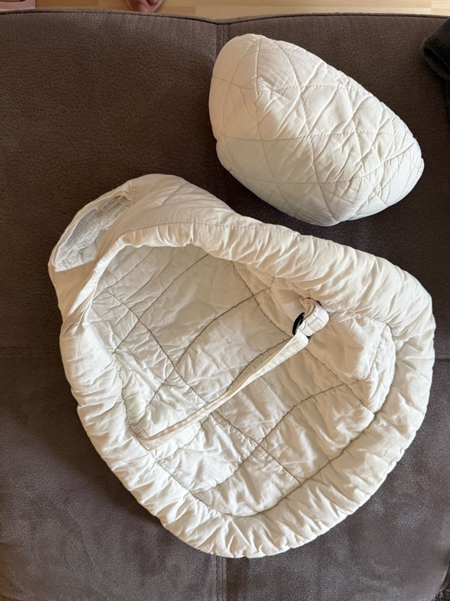 Ergo Baby Bauch- & Rückentragen: Newborn Einsatz Ergobaby – Gebraucht aus Nussbaumen AG von Mirj1997 2