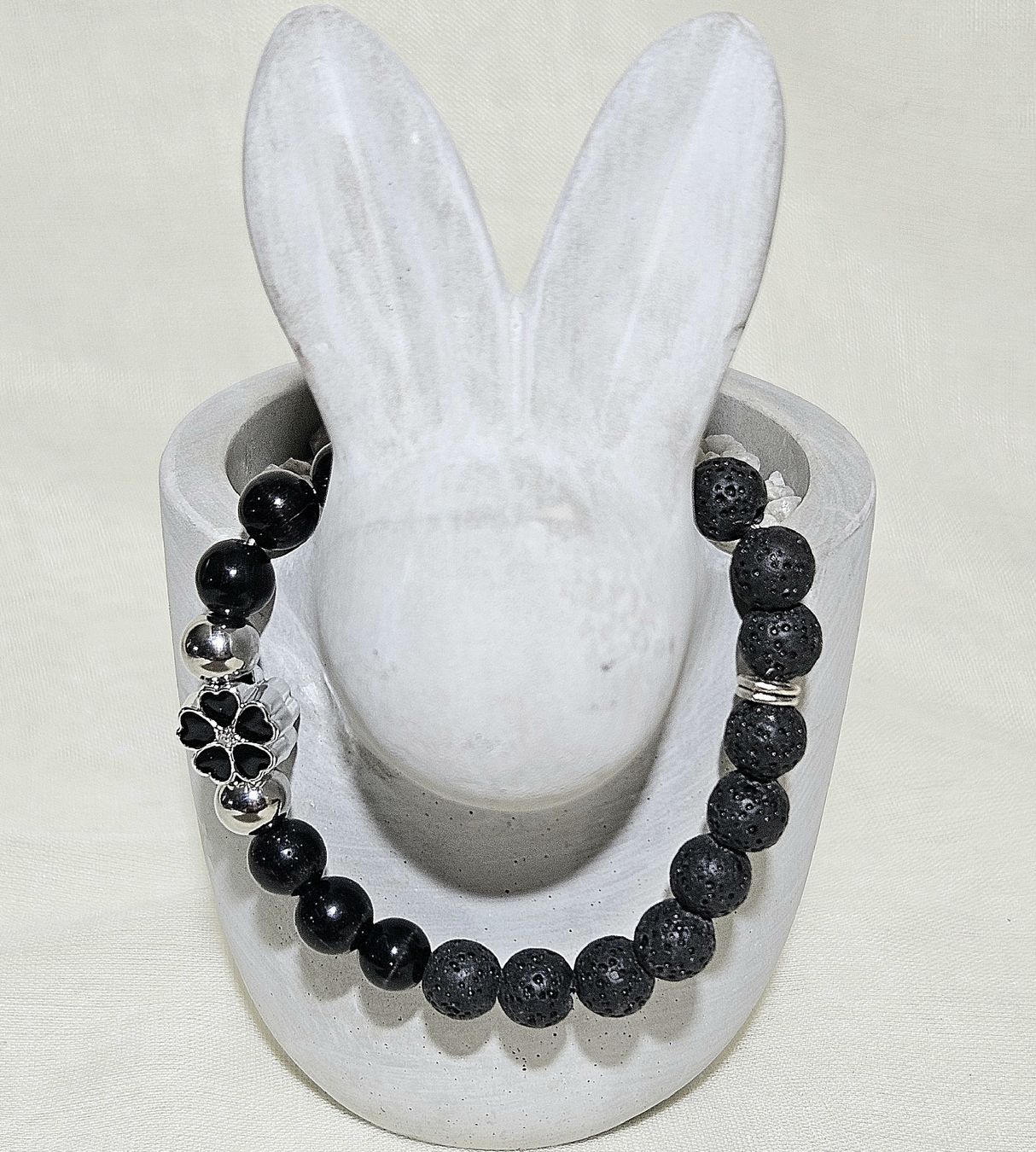 Bracciali & Braccialetti: weisse Lava-Glas Armk. mit Blume – Nuovo (secondo la descrizione) da Unterkulm venduto da Nachtigall 4