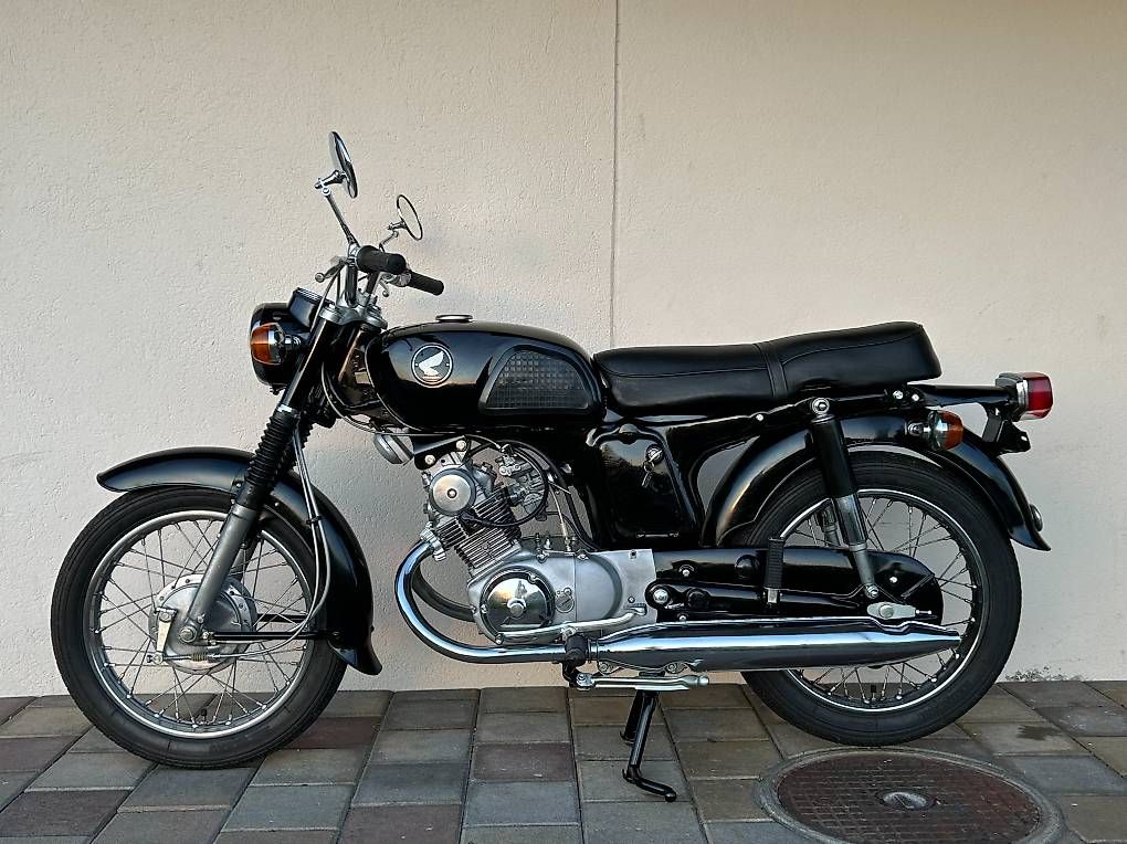 Strada: Honda CD125 Jg. 1968 – Usato da Altwis venduto da Benly