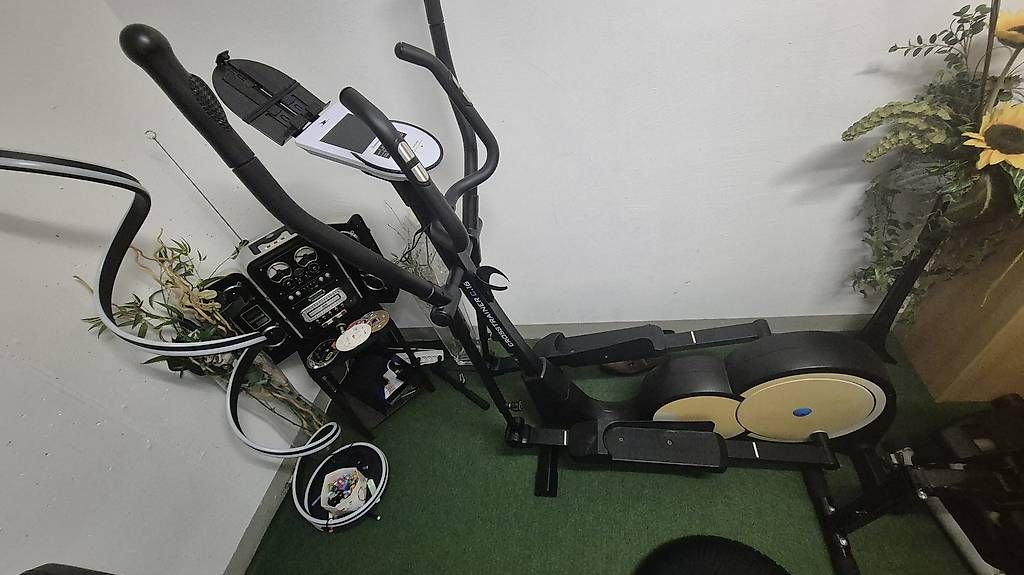 Hometrainer: Crosstrainer – Gebraucht aus Seengen von gina81 1