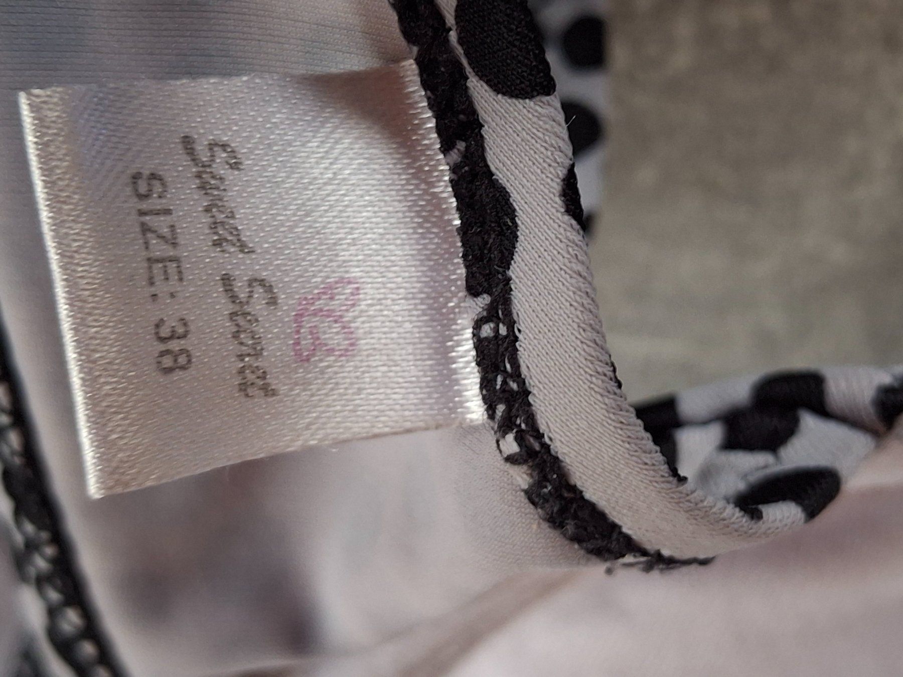 Badekleider & Bikinis: Bikini taille 38 marque Sweet Secret – Gebraucht aus Villiers von san_jn5w 5
