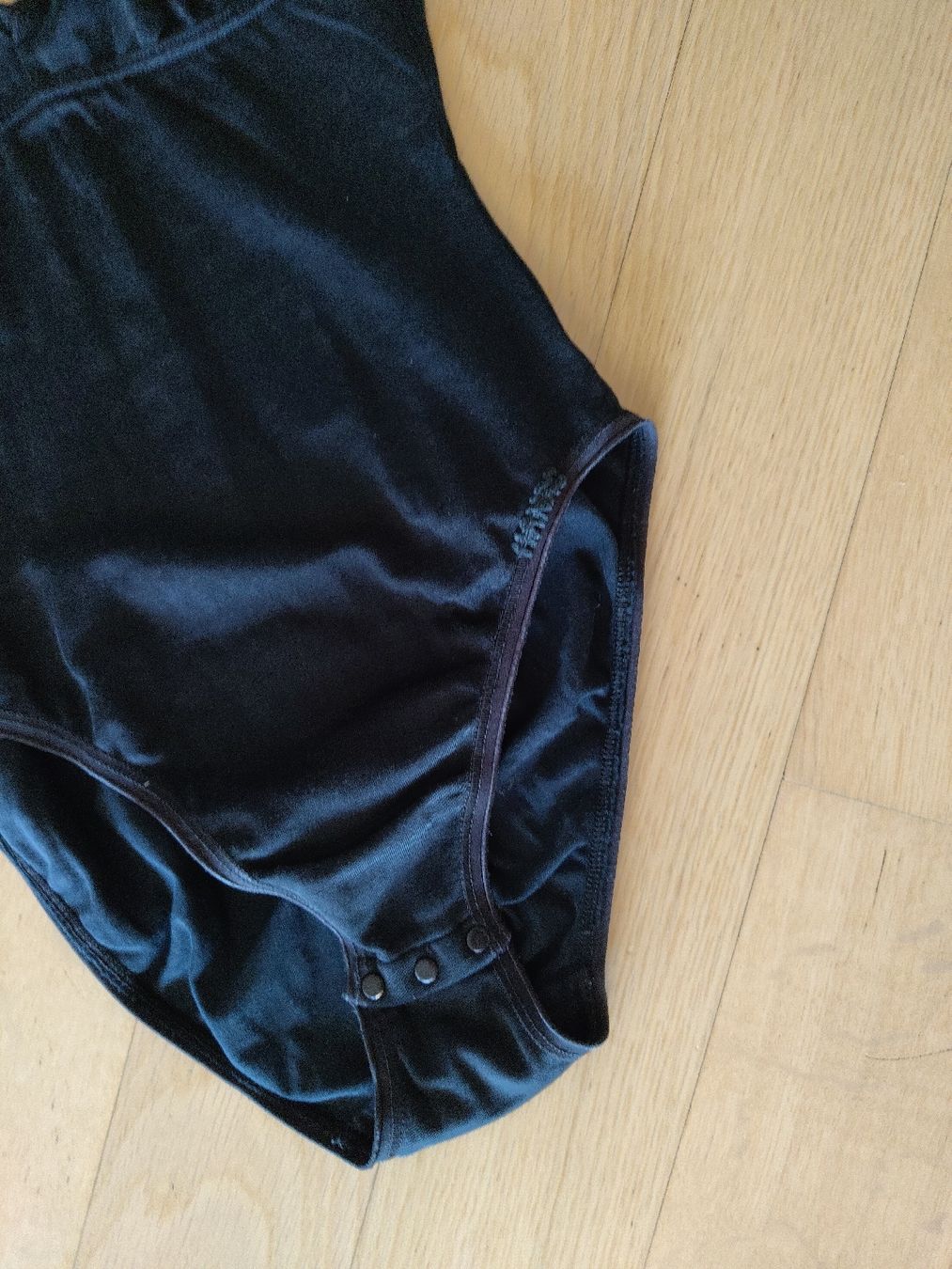 Hanro Altra biancheria intima: HANRO Body Schwarz XS Cup 70B – Usato da Buchrain venduto da QueenyHE51 2