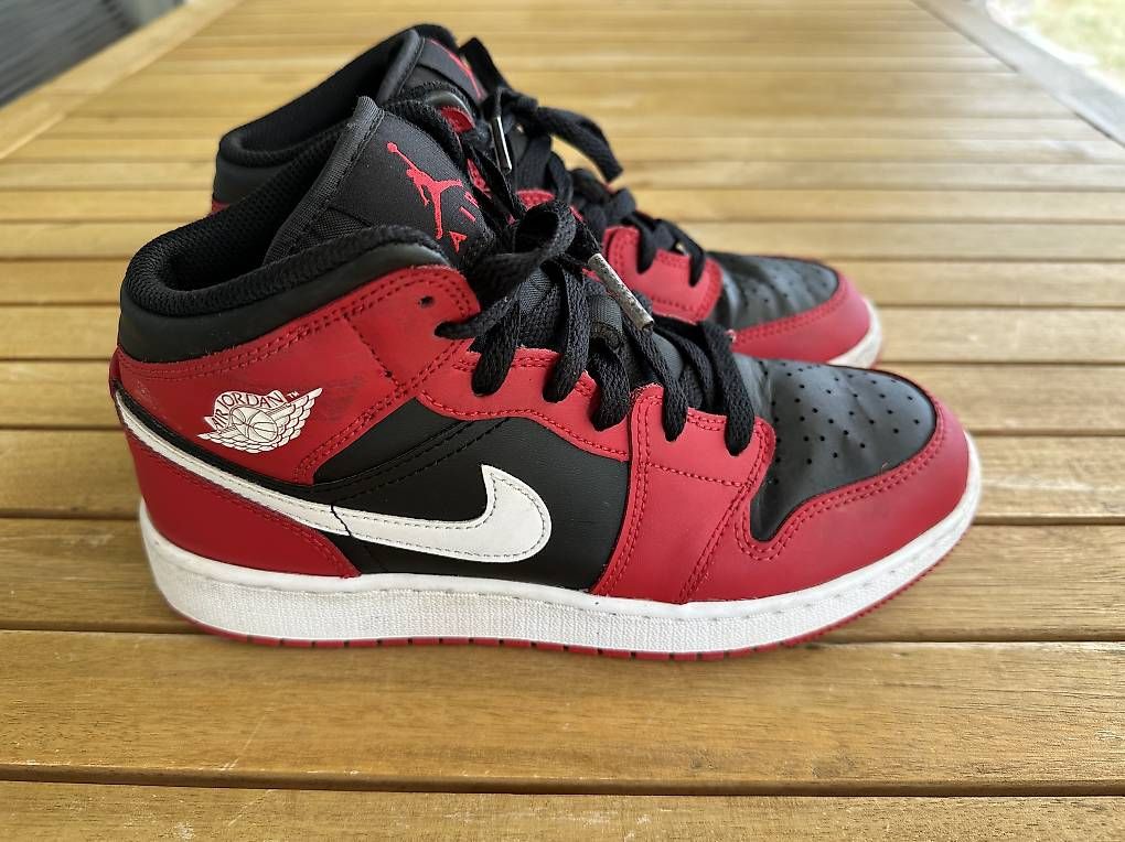 Scarpe per ragazzi: Nike Air Jordan Kinderschuh / Gr. 38 – Usato da Sargans venduto da urban03 1