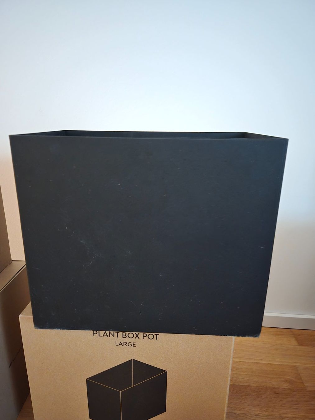 Ferm living Vasi per fiori: 2x Ferm LIVING Plant Box Pot - Large – Usato da Basel venduto da noah27 2
