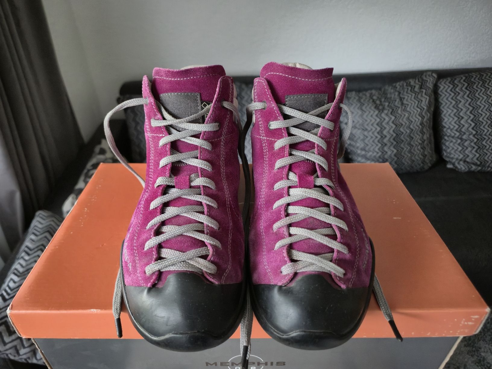 Scarpa Herrenschuhe: Wanderschuhe von Scarpa in der Grösse 38 – Gebraucht aus Wittenbach von tsc_5tyv 1