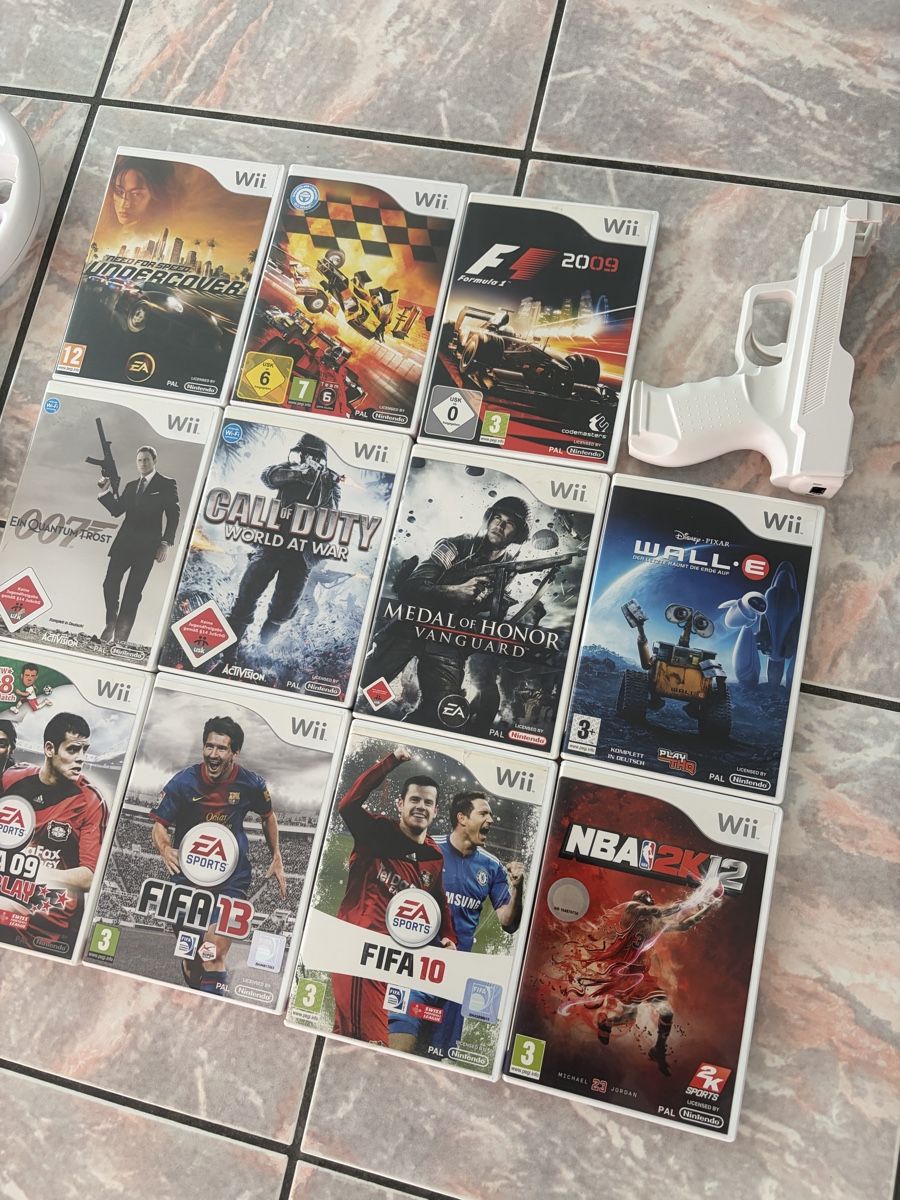 Nintendo Giochi: Wii Spiele Konvolut mit Lenkrädern und Controller – Usato da Galgenen venduto da Miachelle 2