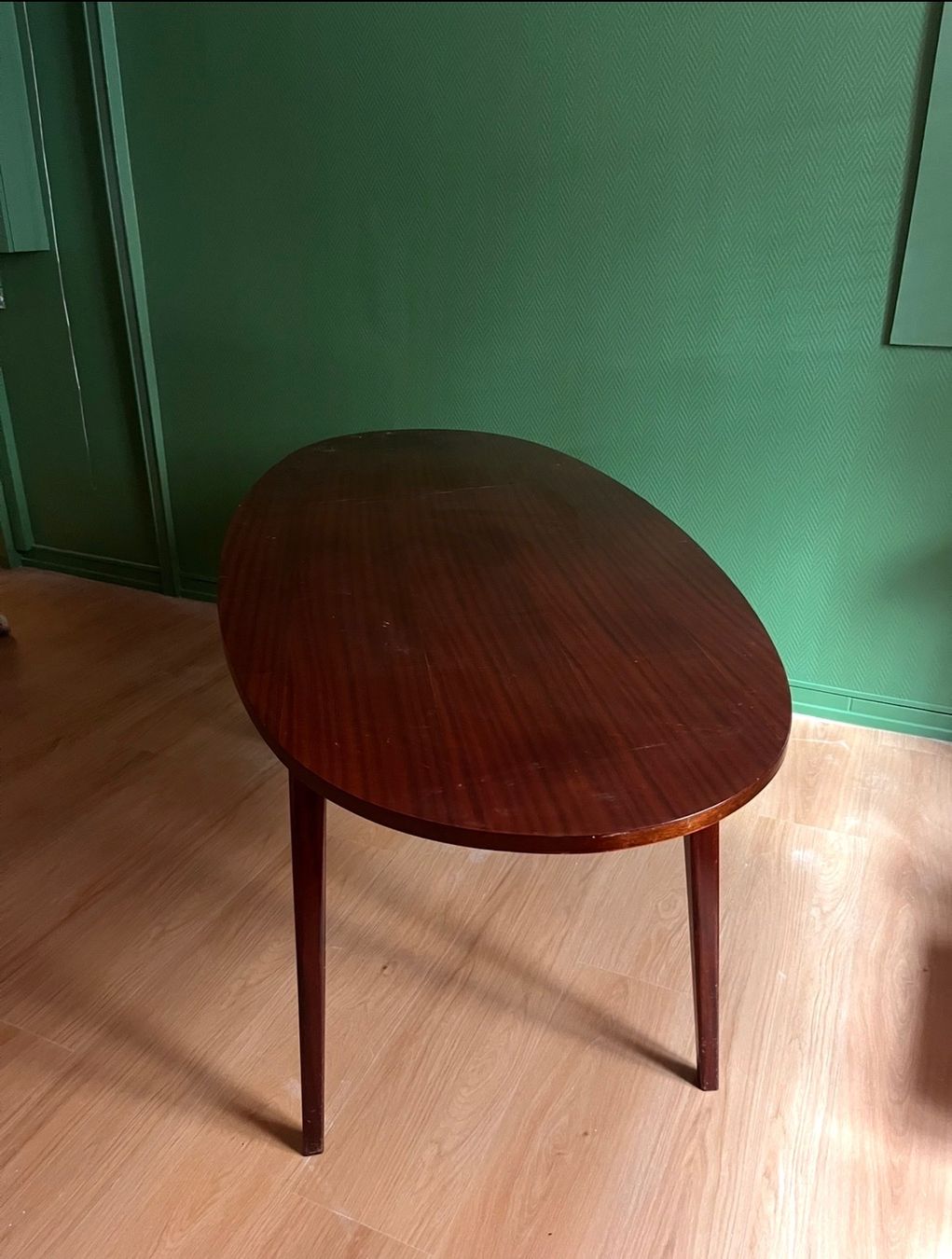 Tavoli: Table bois vernie année 60 – Usato da Genève venduto da Baleine69 1