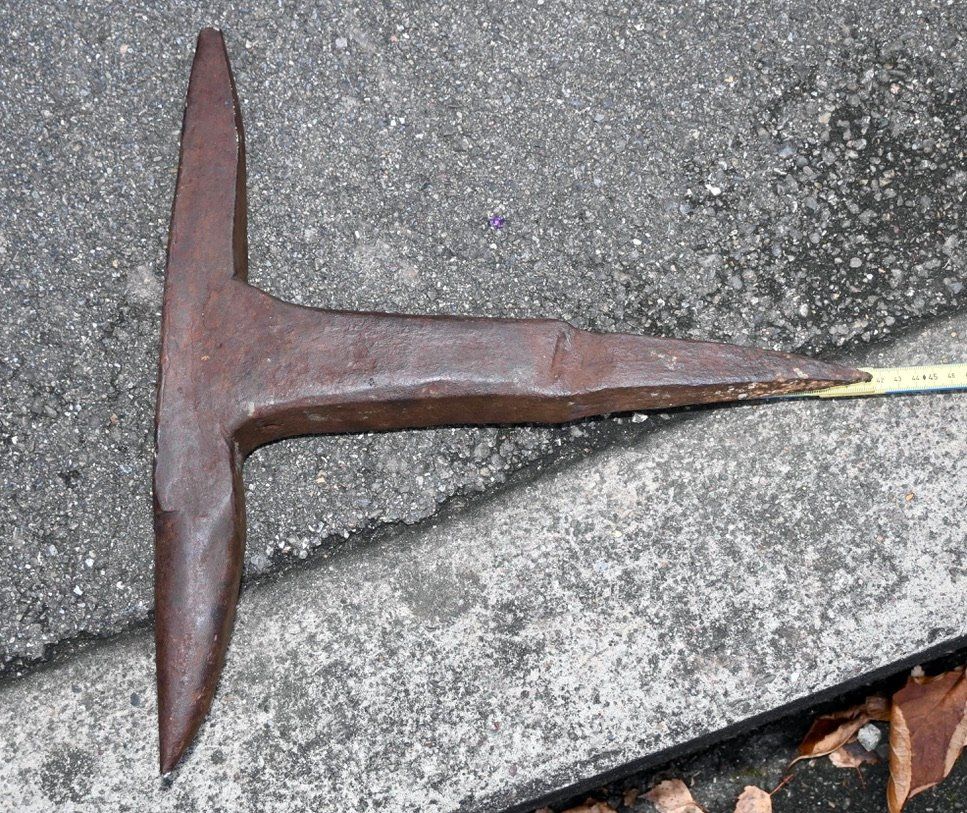 Attrezzi da lavoro: alter geschmiedeter Feldamboss / Steckamboss höhe 42cm – Usato da Pfaffhausen venduto da mono_rec 4