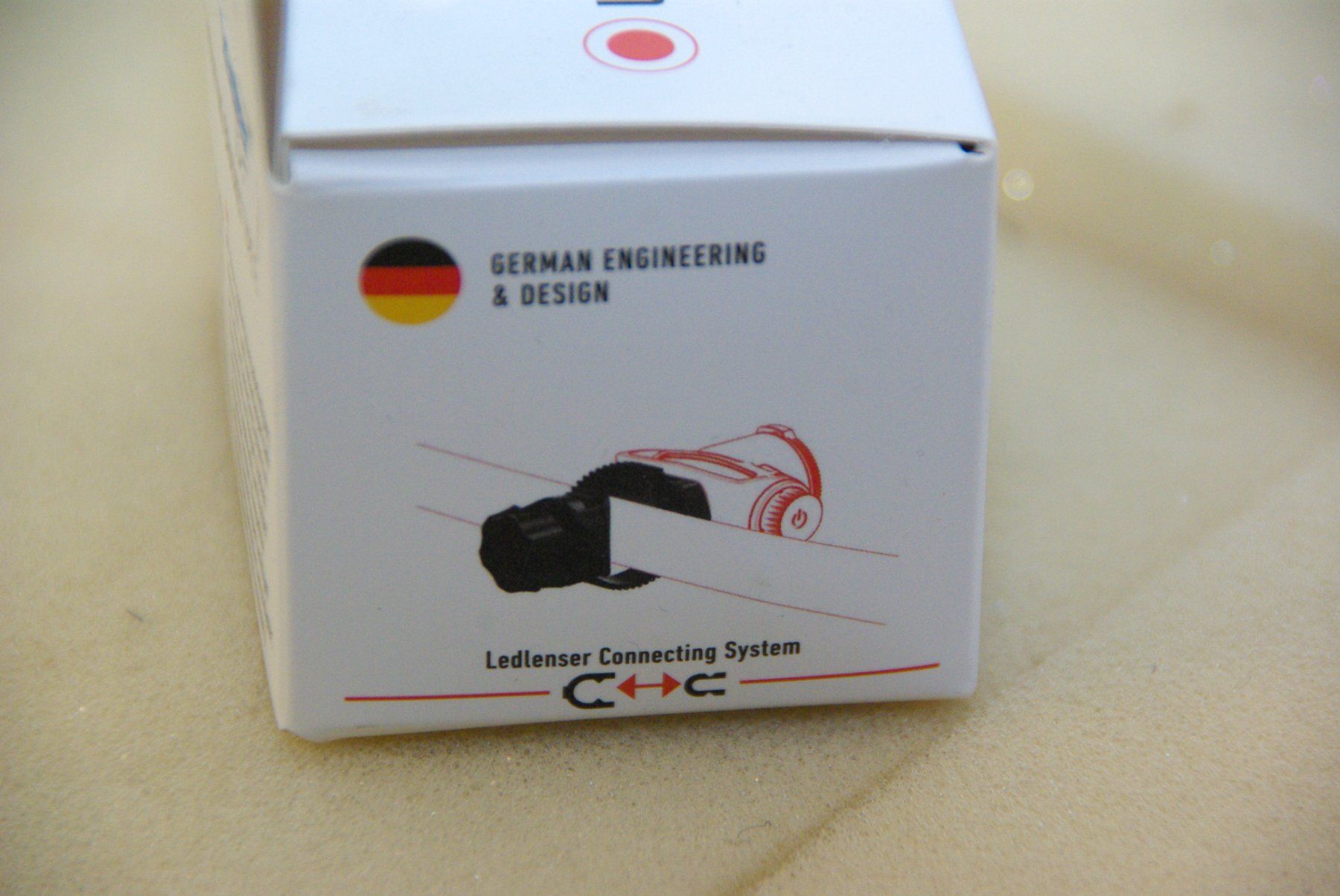 Ledlenser Lampade: Led Lenser Universalbefestiegung hür H5 Core – Nuovo e nell'imballaggio originale da Herisau venduto da Cevianer1844 4
