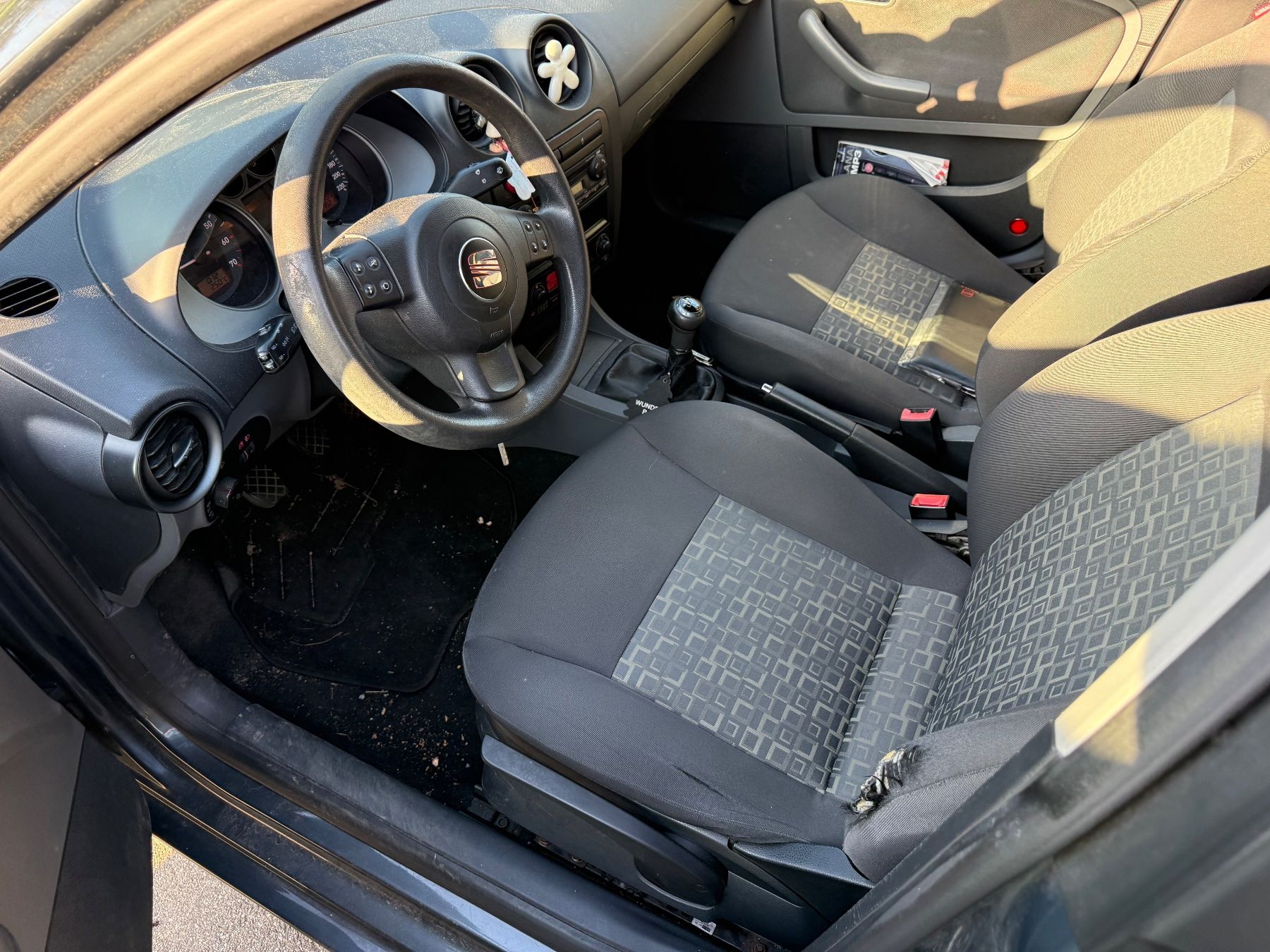 Seat Automobili: Seat Ibiza 1.6i – Usato da Egnach venduto da Nati97 4