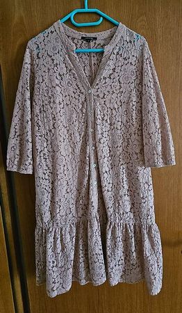 Comma Spitzenkleid Gr.40  Neuwertig