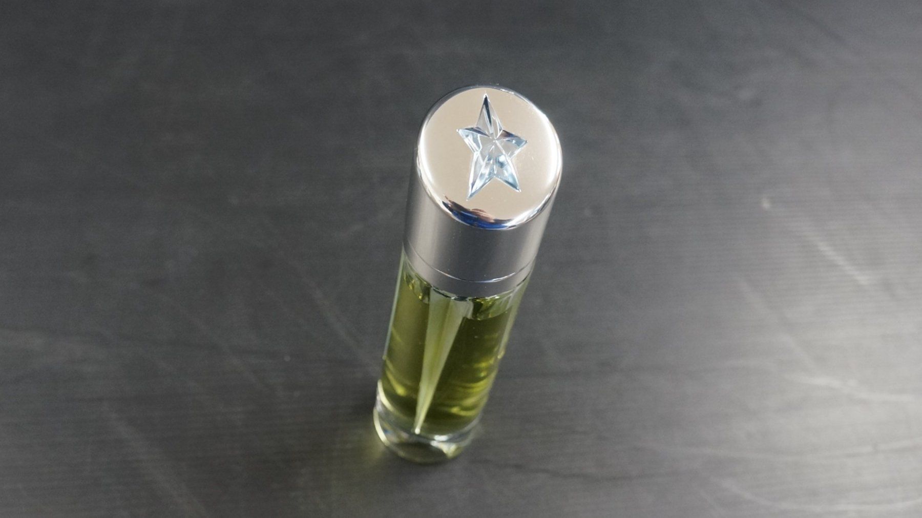Mugler Profumi & Eau de Toilette: Thierry Mugler Angel Innocent  Eau de Parfum – Usato da Basel venduto da bk_brockibasel 2