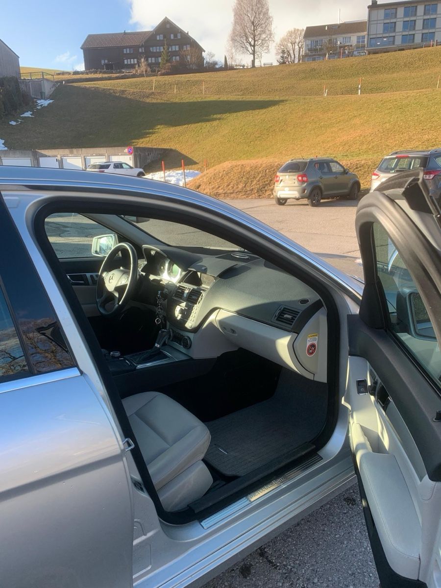 Mercedes-Benz Automobili: Mercedes C350 4x4 – Usato da Wil SG venduto da cha_2mp6 4