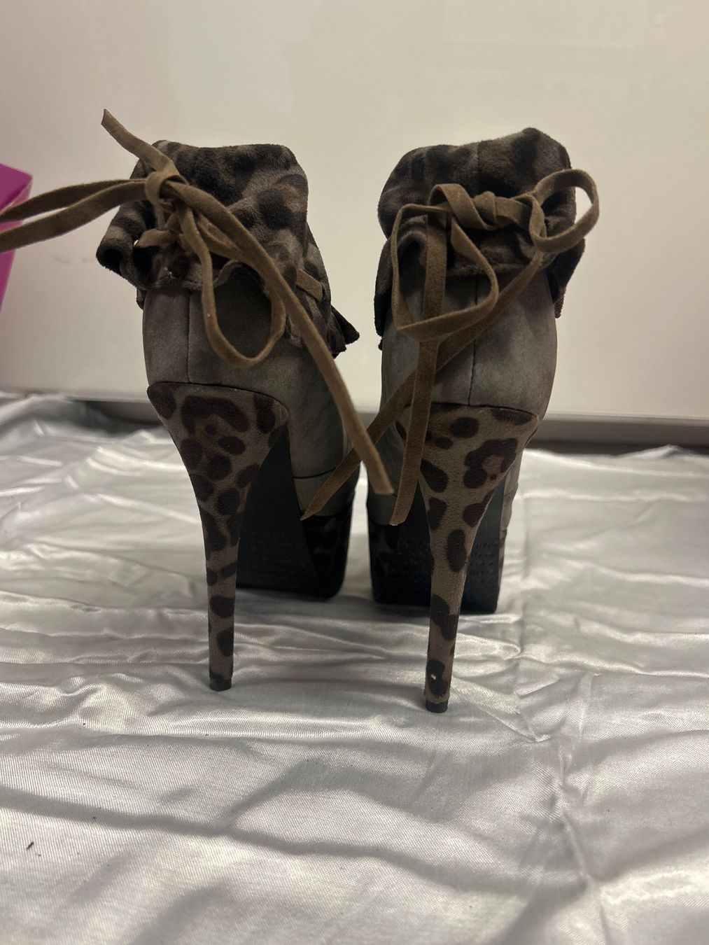 Scarpe da donna: Elegante Plateau Stiefelette Gr 35 Neu – Nuovo e nell'imballaggio originale da Regensdorf venduto da Spyke55 2