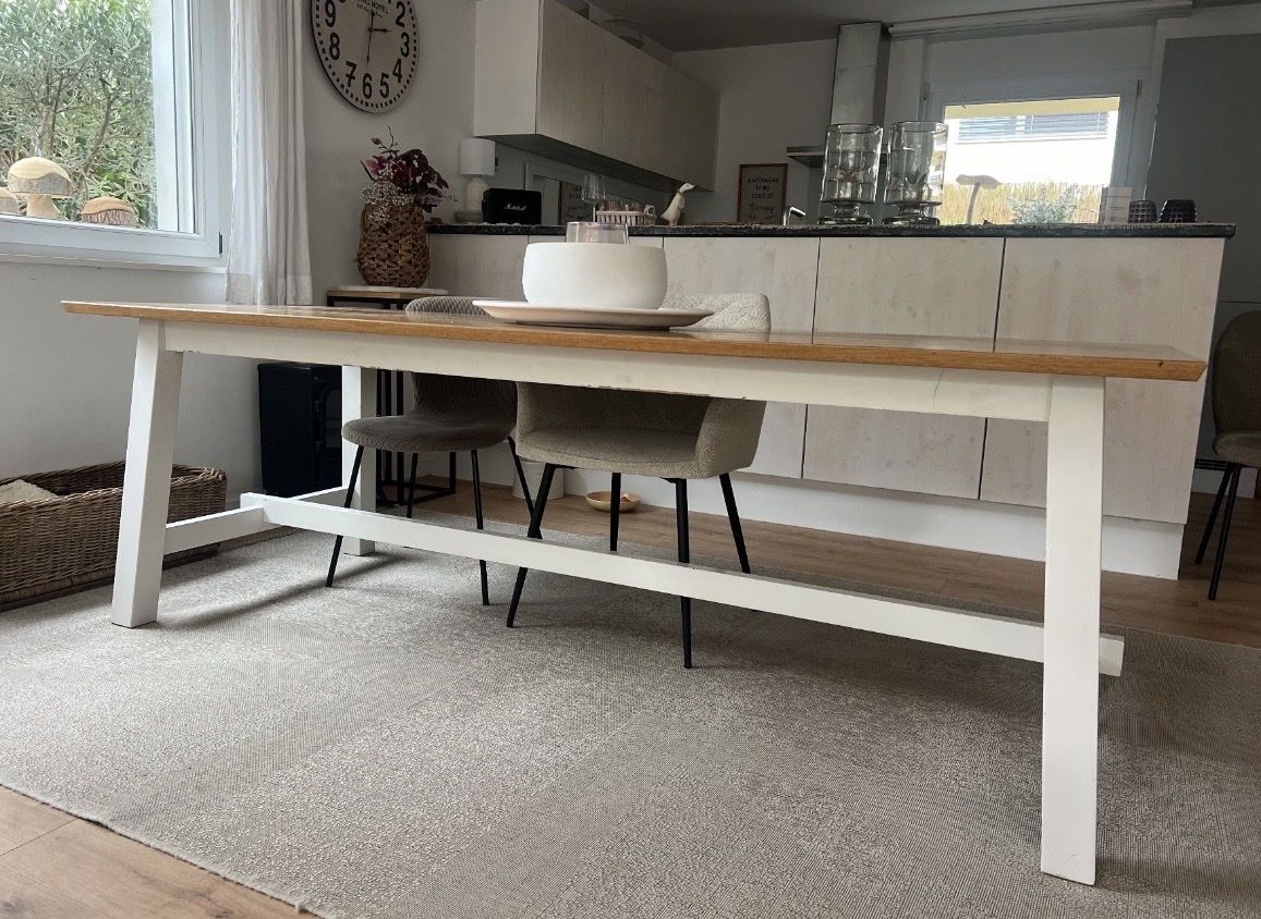 Tavoli: Wooden Table – Usato da Zürich venduto da pie_72bl 2