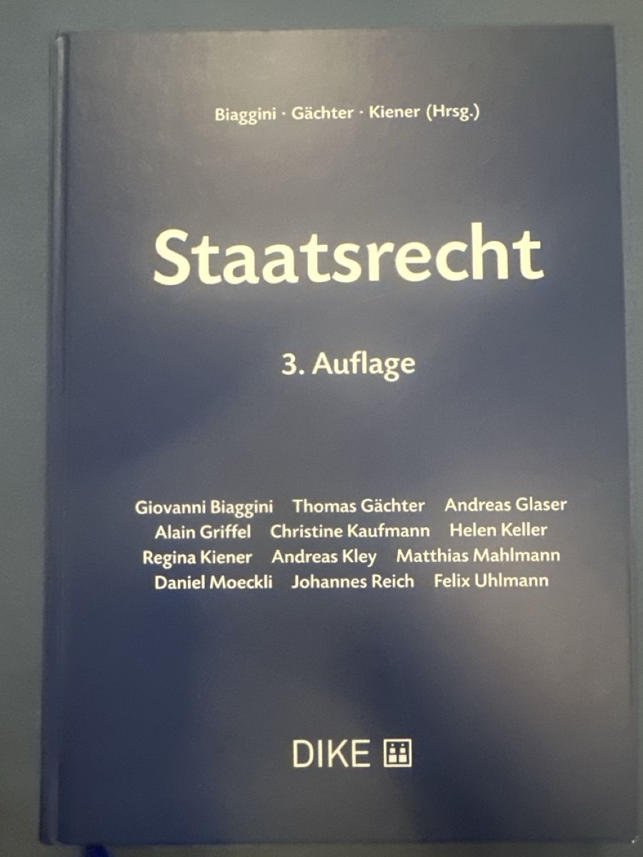 Livres: Staatsrecht 3.Auflage – Neuf (Voir description) à Otelfingen par leo_t6g7