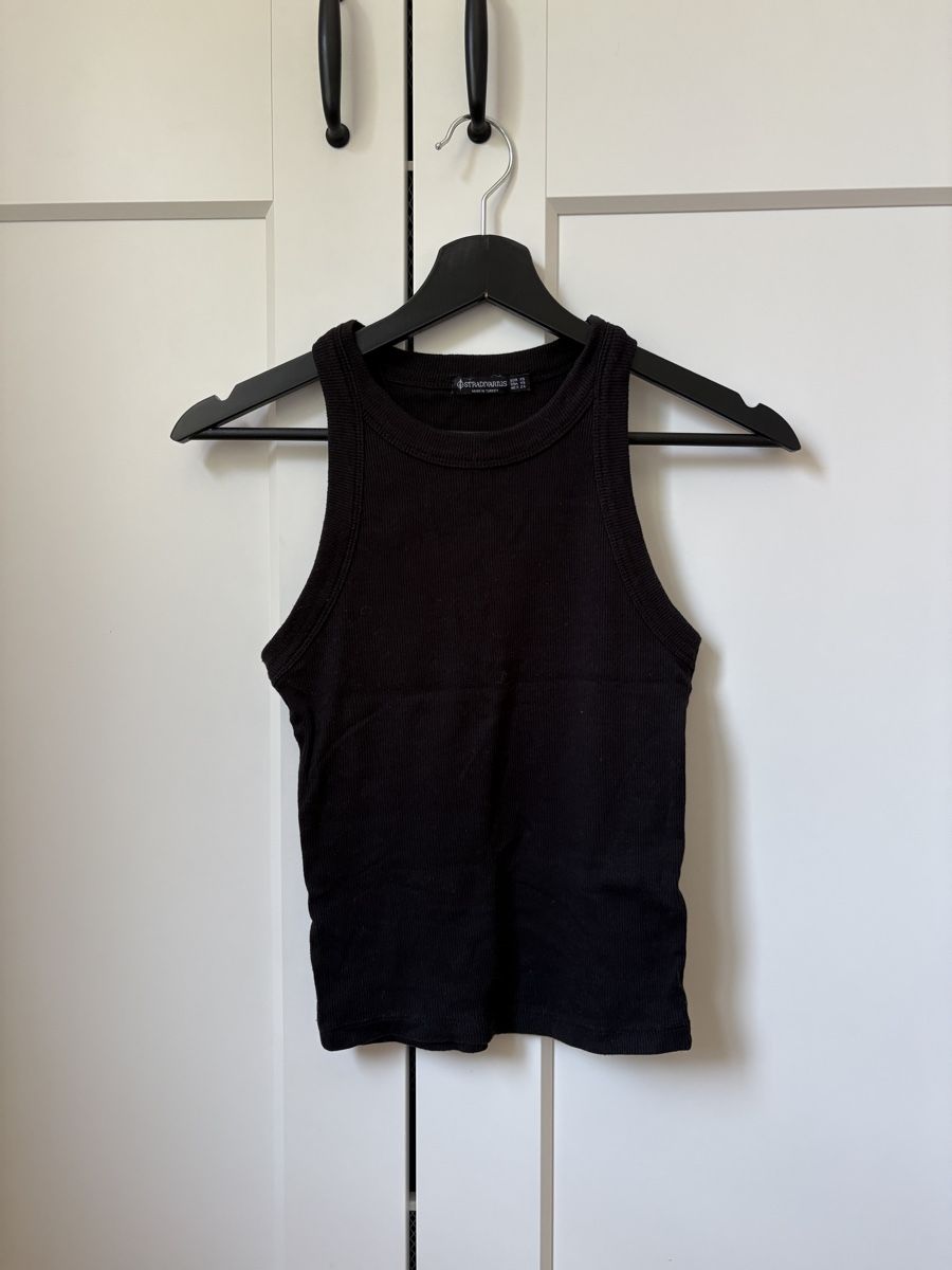 Stradivarius Top: Stradivarius Tanktop Gr. XS Schwarz – Usato da Luzern venduto da poe_5fml