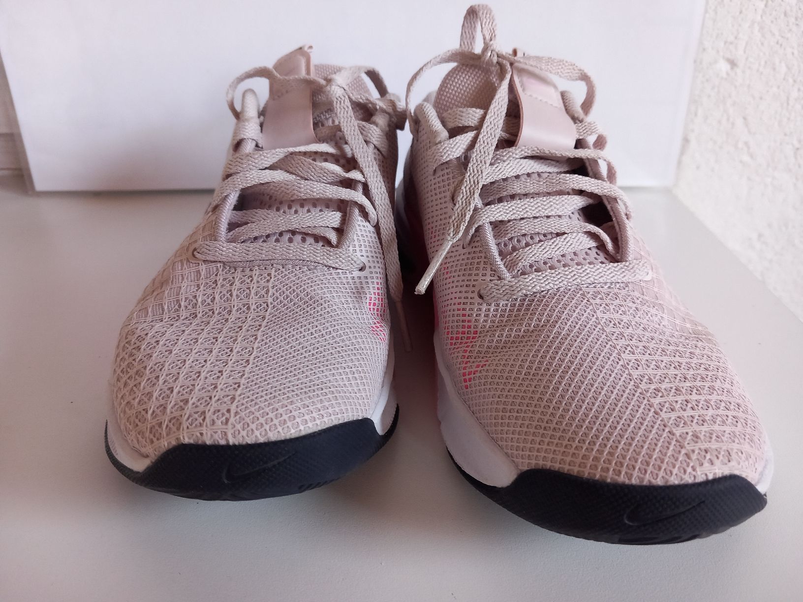 Nike Scarpe per ragazze: Nike Metcon Hyperlift, Turnschuhe, Gr. 36 – Usato da Sonnental venduto da OlgaB83 3