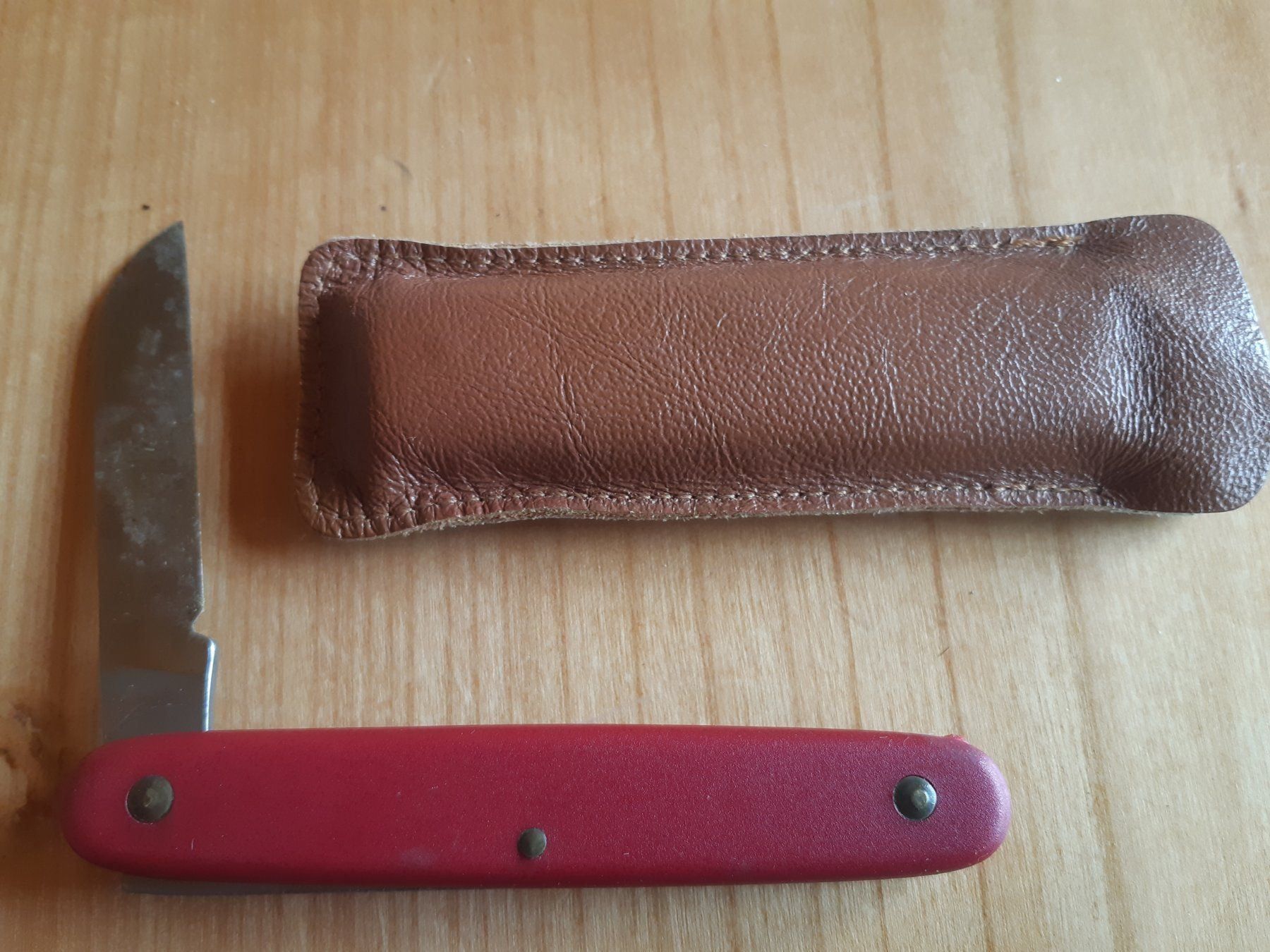 Victorinox Taschenmesser: Viktorinox – Gebraucht aus Grindelwald von carro5 2