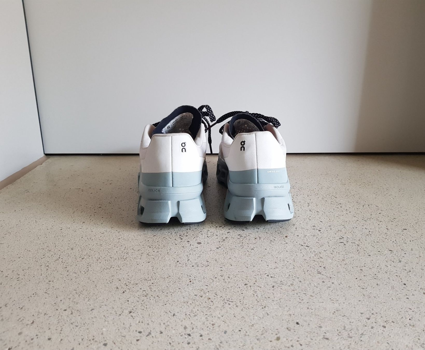 On Scarpe da uomo: On Cloudmonster Helion Grösse 41 – Usato da Basel venduto da Birs868 2
