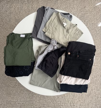 Maternity clothes bundle M – 11 pcs – H&M – jeans, dresses &