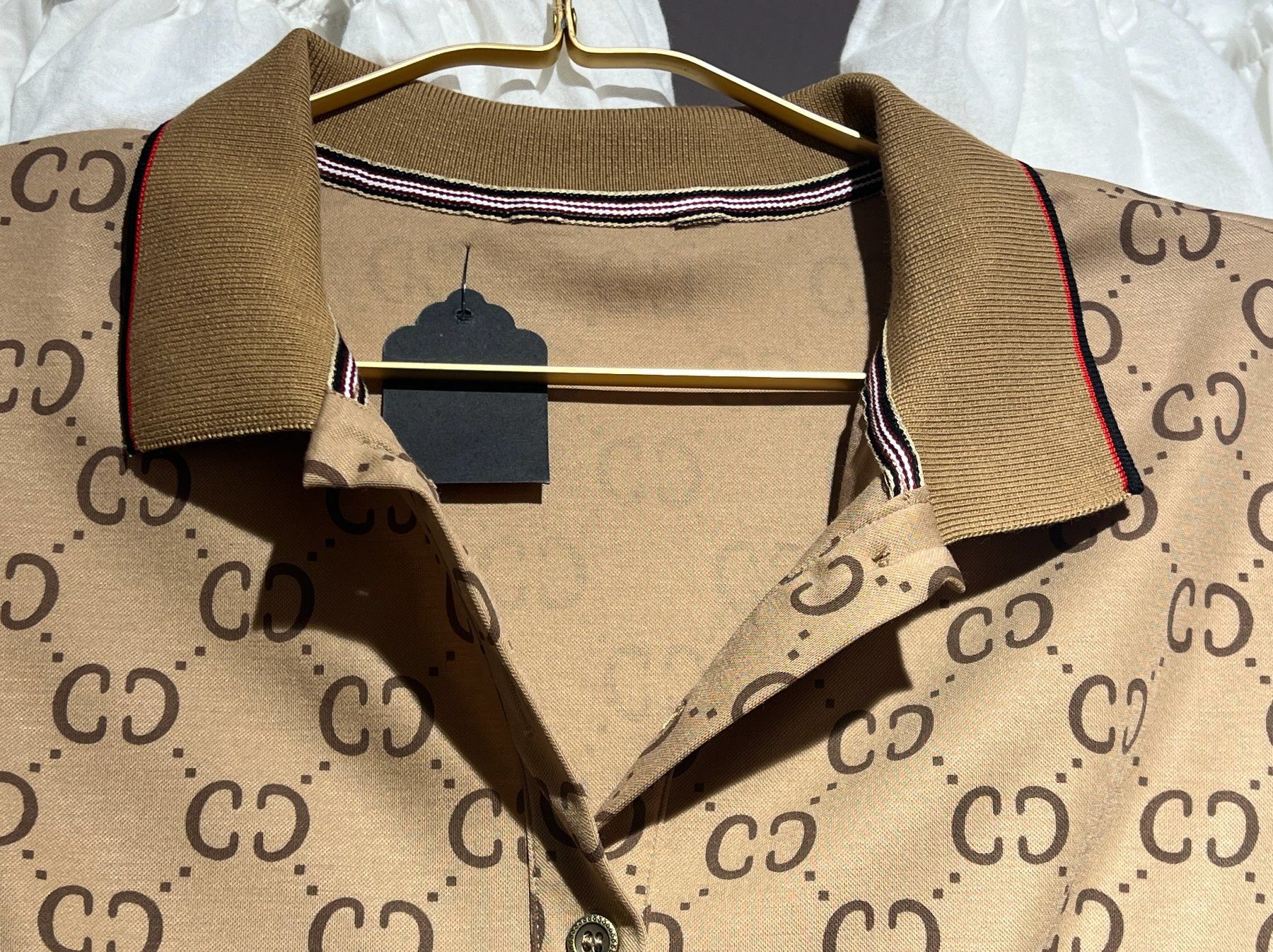 Robes: Trendiges Polokleid – Neuf avec emballage d'origine à Zürich par Naebeli 6