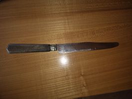 Couteau ancien – manche en bois