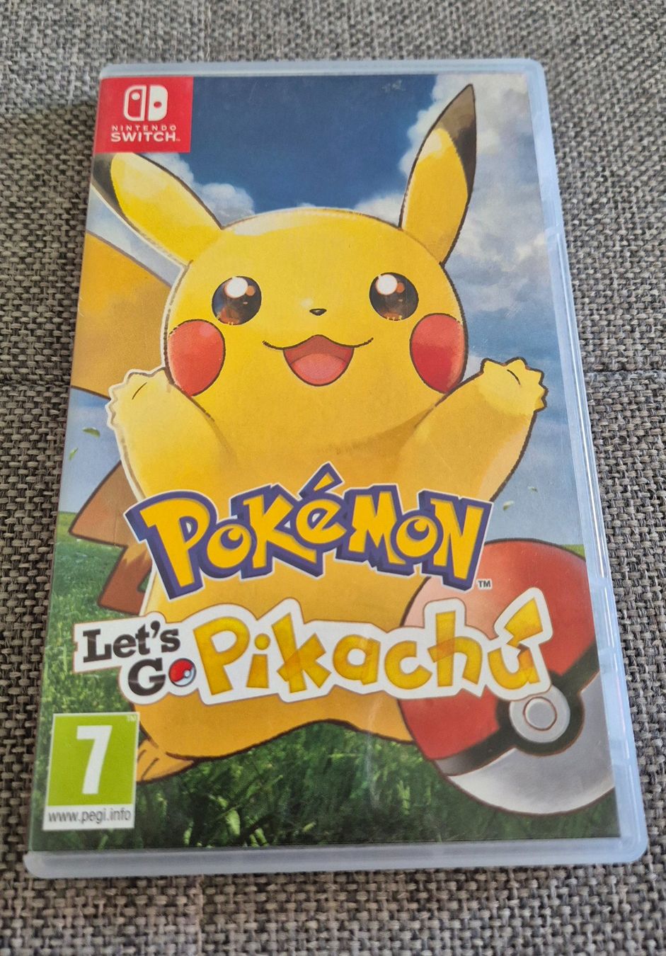Nintendo Jeux: Pokémon Let's go Pikachu, sur Nintendo Switch – D'occasion à Daillens par zaporogue