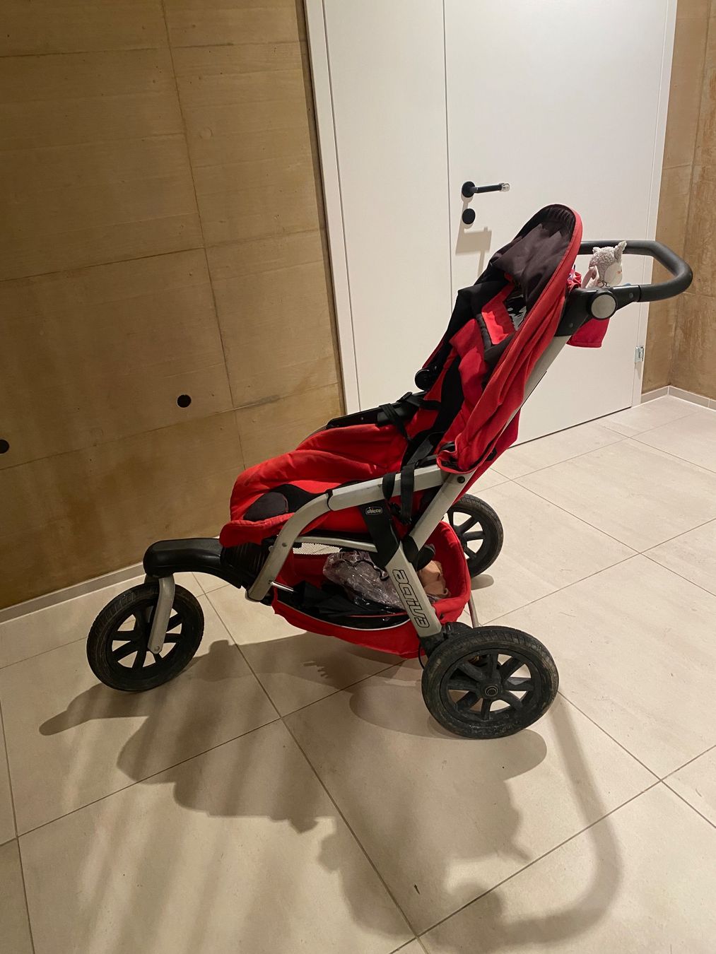 Chicco Carrozzine: Chicco Activ3 Kinderwagen – Usato da Zürich venduto da SS59