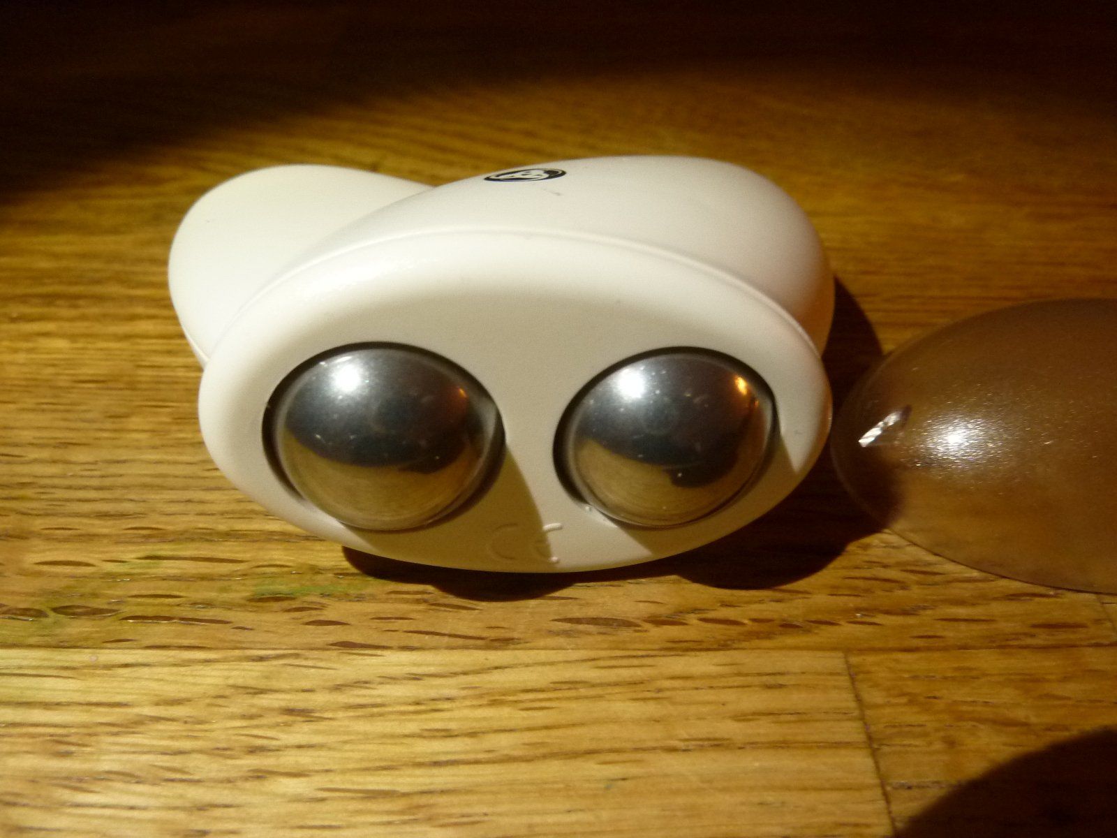 Cura del viso: Kybermed Vitalizer Gesichtslifting Magnet Massager 3D – Usato da Hochfelden venduto da swissice 3