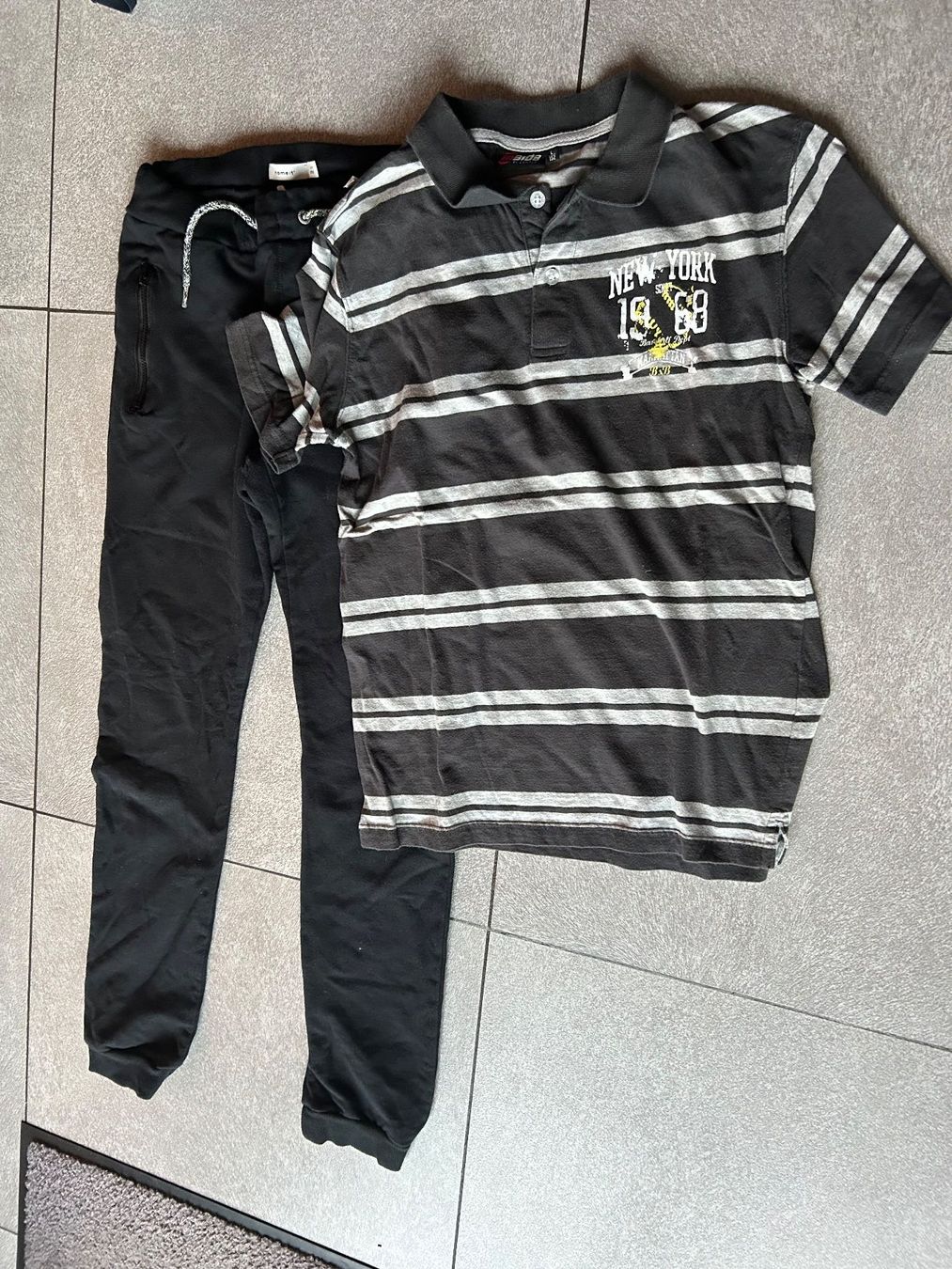 Kleiderpakete & -sets: hose + polo shirt gr. 152 – Gebraucht aus Arbedo von nadia1973