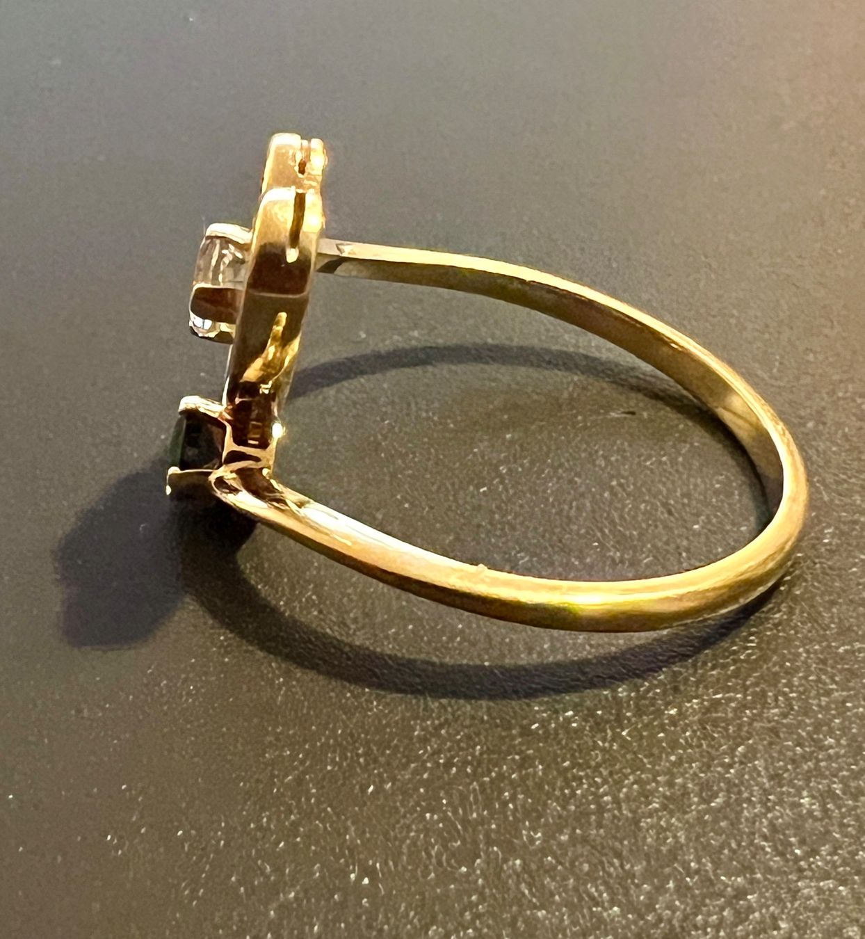 Anelli: Gold-Ring 18K mit Saphir und Herzstein – Usato da Chur venduto da Penting1935 4