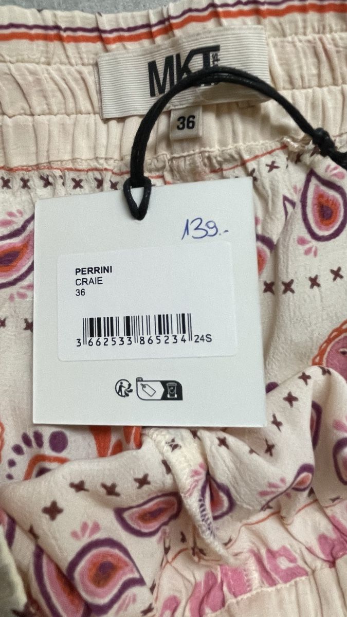 Lotti di vestiti: NEUF Ensemble en viscose MKT  – Nuovo e nell'imballaggio originale da Satigny venduto da Pauline_1987 8