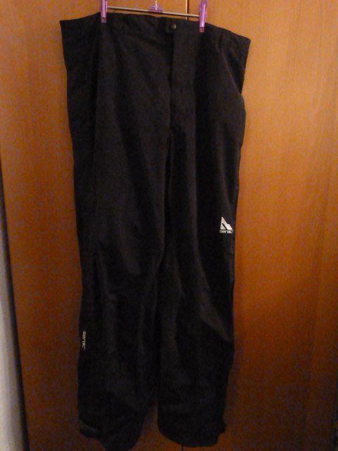 Hosen: Snowboardhose SERAC, Gr. 56, schwarz % – Gebraucht aus Nunningen von Fashion-Ave51 1