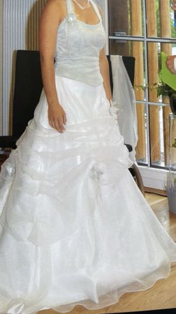 Traumhaftes Miss Paris Brautkleid, Grösse 40