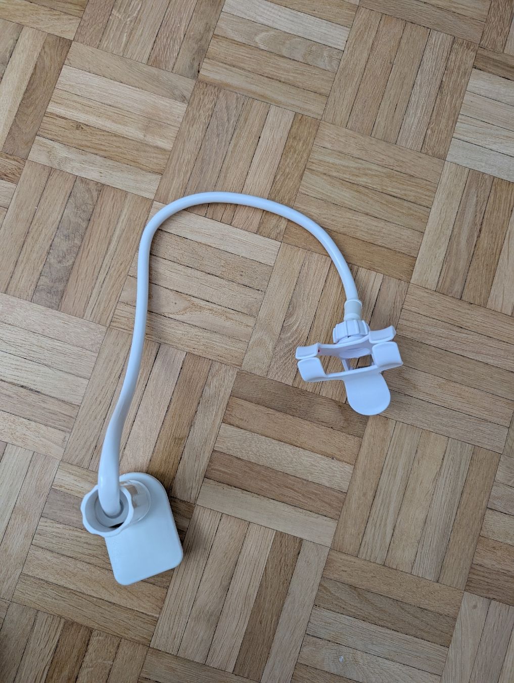 Altro in Decorazioni & Accessori: Flexible Phone Holder Stand Clip Mount – Nuovo (secondo la descrizione) da Basel venduto da jia_2wl9 1