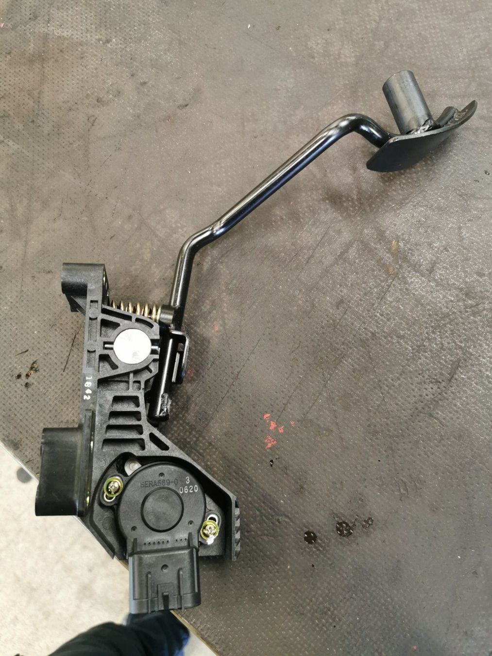 Fiat Tutti pezzi di ricambio auto: Fiat Punto HGT Original Gaspedal – Nuovo e nell'imballaggio originale da Oberengstringen venduto da abarth08 4
