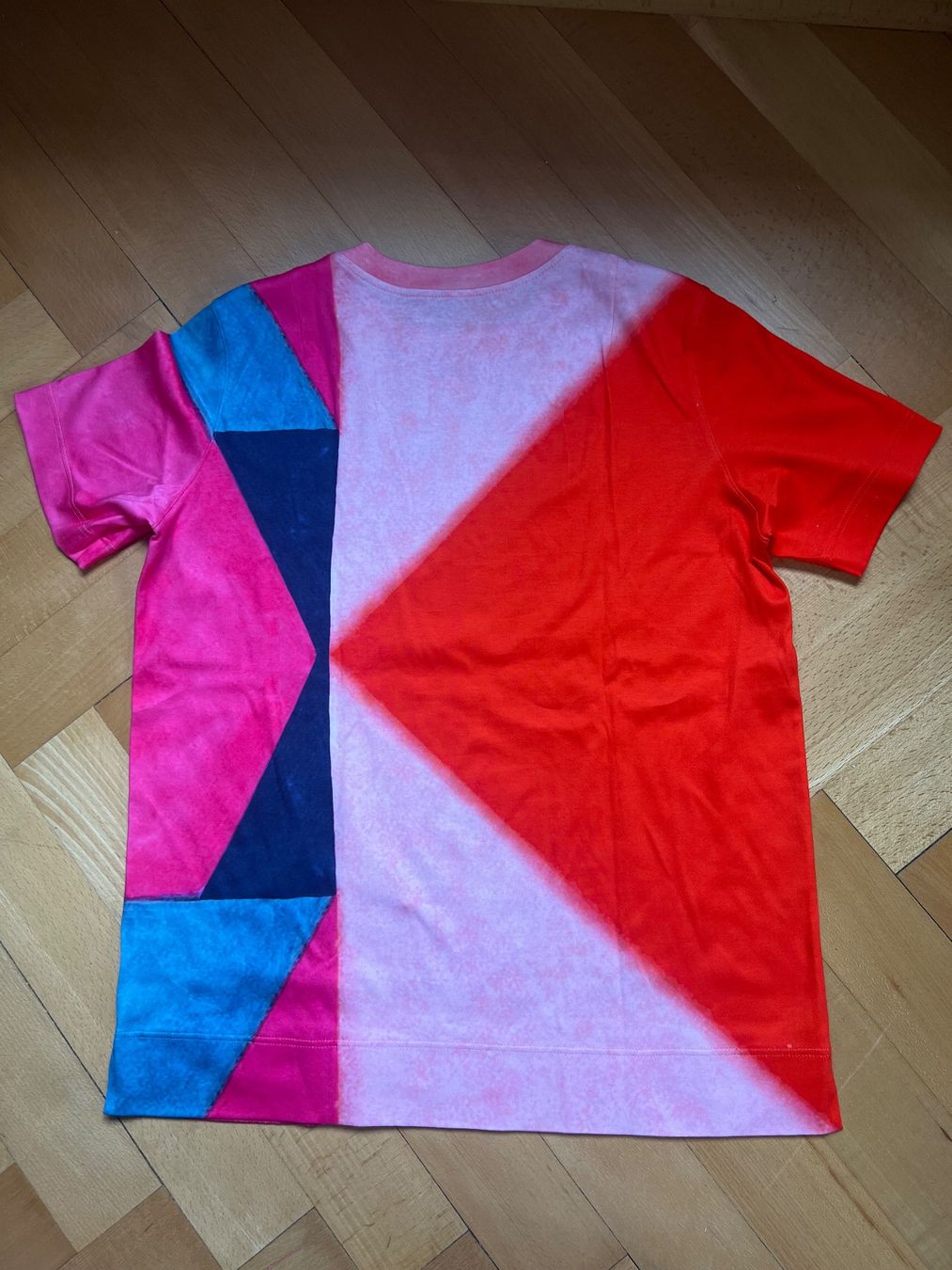 Akris T-shirt: T Shirt Akris 34 neu – Nuovo (secondo la descrizione) da Zürich venduto da kon_d5nh 1