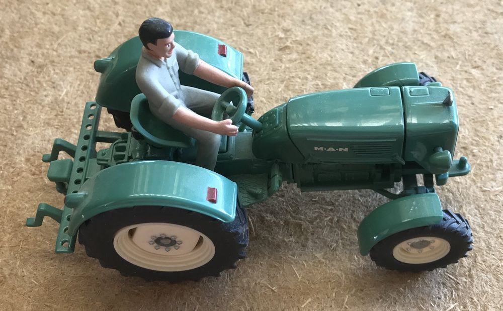 TRAKTOR MAN (Gebraucht) in Ostermundigen für CHF 13 – mit Lieferung auf ...