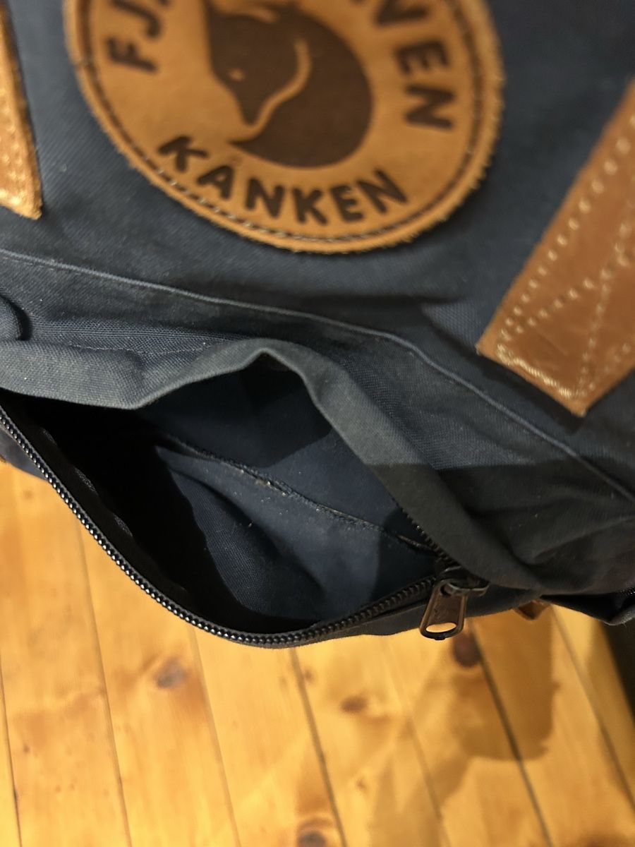 Fjällräven Zaini: Fjällräven Kanken Rucksack – Usato da Basel venduto da ala_7nd2 3
