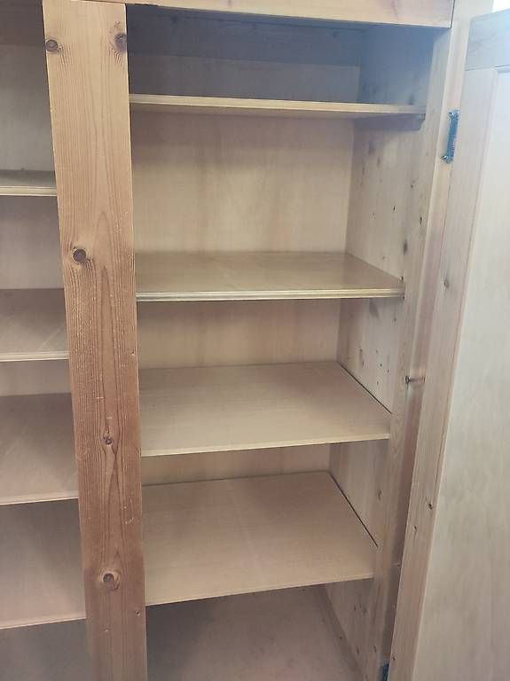 Armadi: Bauernschrank / Kleiderschrank gesteckt – Usato da Pratteln venduto da Cartonsducoeur_bl 5