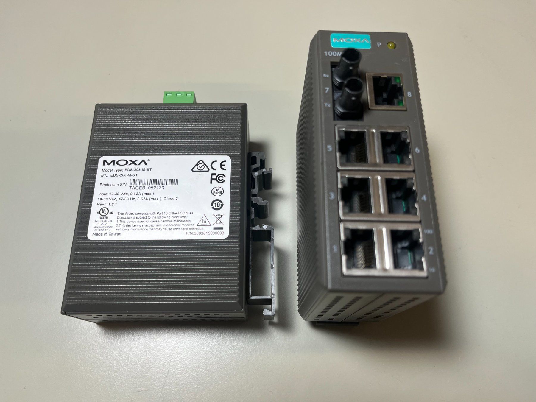 Componenti elettronici: 2stk. Moxa Ethernet Industrie Switch 8 Port – Usato da Jenaz venduto da Speedy350 1