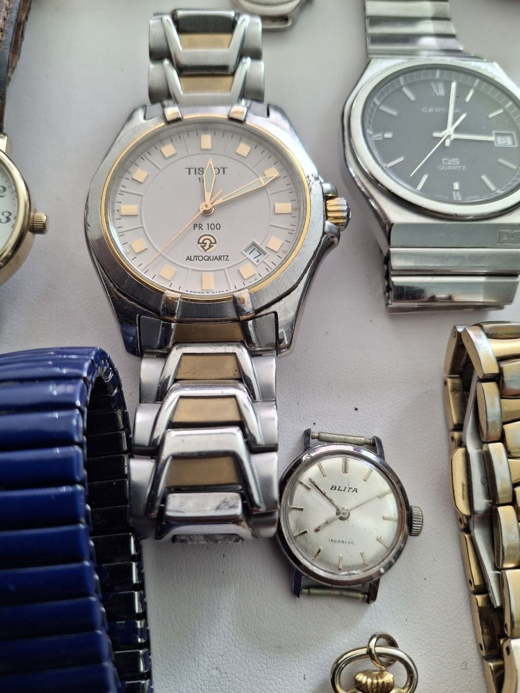 Orologi: Uhrenlot 25,Stk Ab 1.- Chf. – Difettoso da Reiden venduto da Flomy-72 6