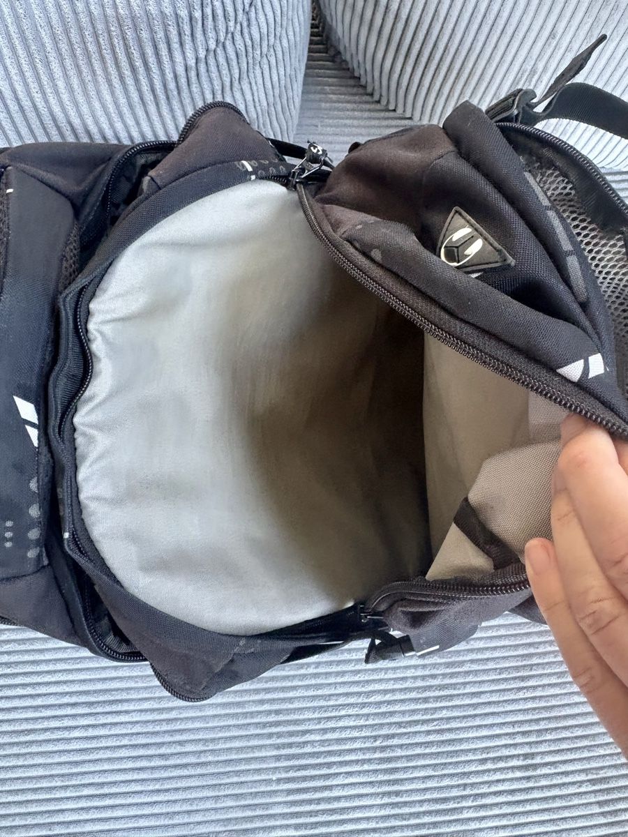 Satch Zaini: Satch Rucksack mit Reflektorenmuster – Usato da Riedikon venduto da venus2424 6