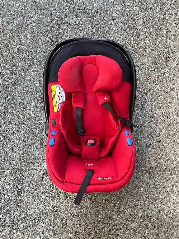Seggiolini per auto: Siège auto / cosy utra léger – Usato da Le grand saconnex venduto da car_78n8 2