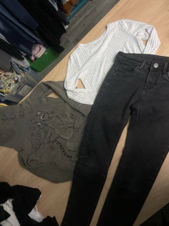 C&A Kleider Paket, Gr. 140, Top Zustand