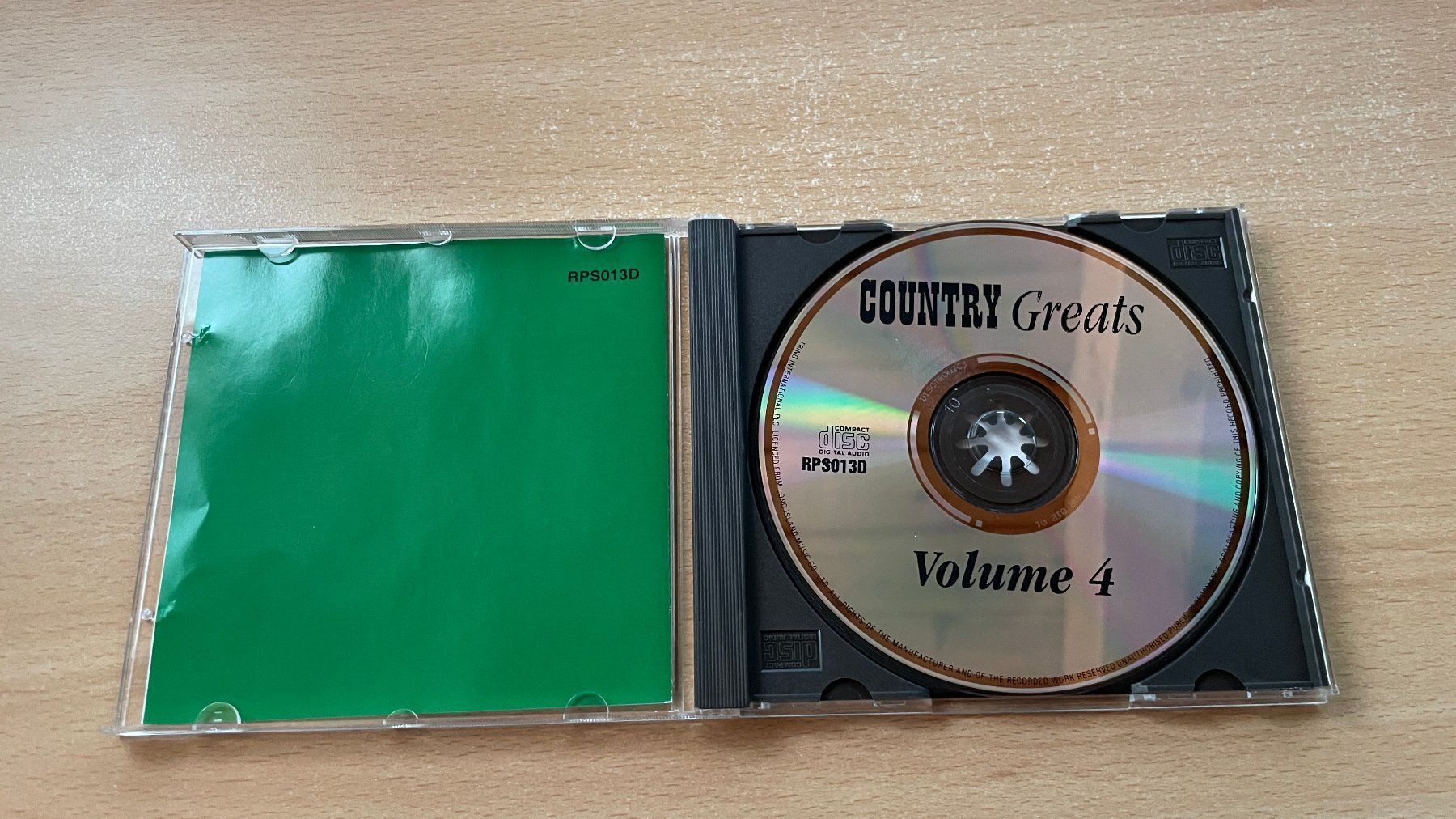 CD: Country Greats - Disc Four - ok – Usato da Glattfelden venduto da cybermaxx 2