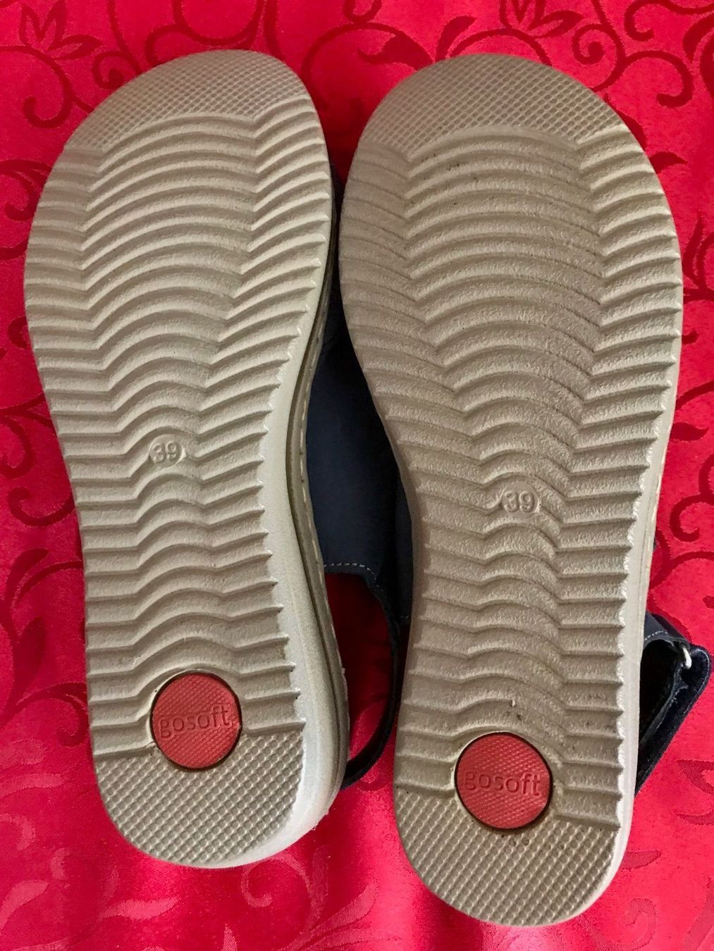 Scarpe da donna: SANDALES GO SOFT - Pointure 39 - COMME NEUVES – Nuovo (secondo la descrizione) da Losone venduto da courrier 3