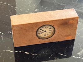 🕰️ Horloge 1890 en Bois – Pièce Ancienne à Restaurer