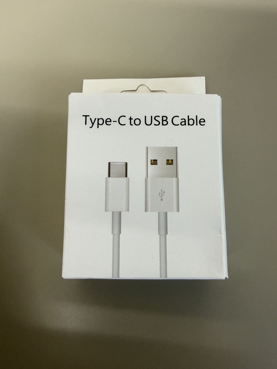 Câbles: Type-C zu USB Kabel Weiss Neu – Neuf avec emballage d'origine à Flawil par copacabana_7